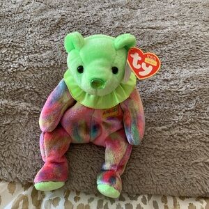 Ty Beanie Baby August Peridot Nose Birthday Cake Green Stuffed Animal Plush